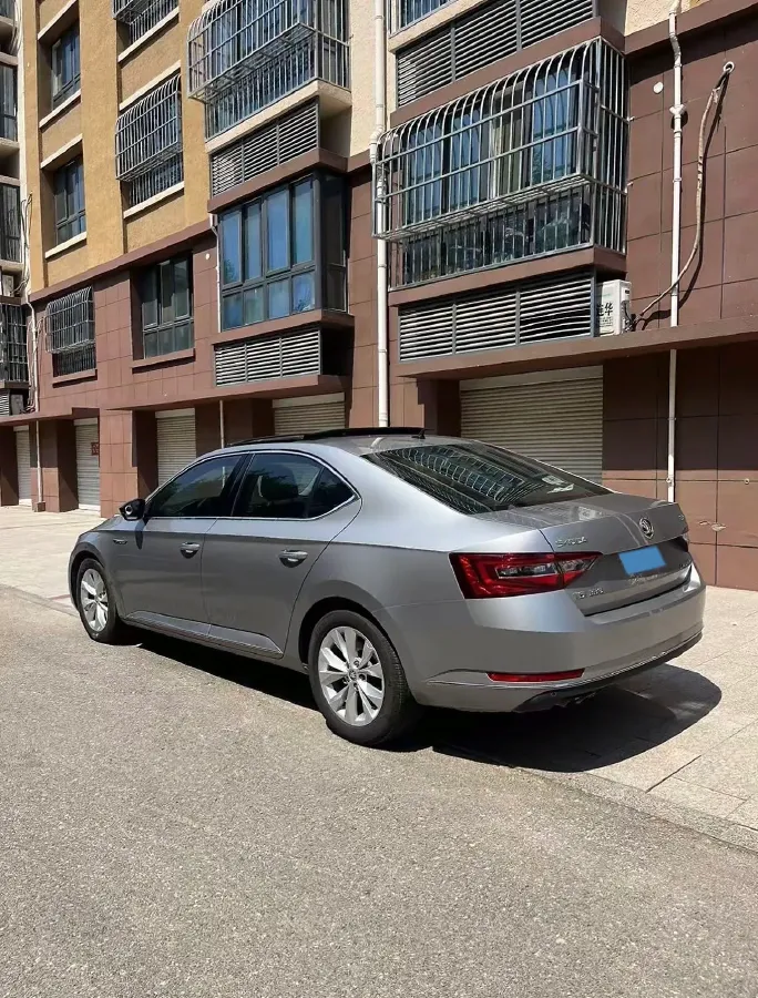 2018 Nissan Terra 2.5L 184HP L4 7AT,autocango,china used car exporter,china ev exporter,chinese used car exporter,chinese used ev exporter