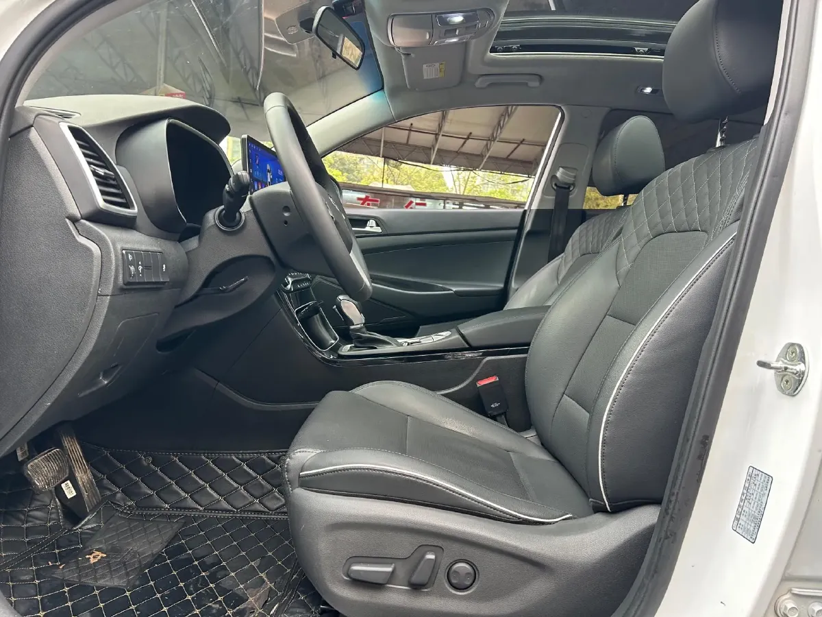 2020 Hyundai Tucson 1.6T 177HP L4 7DCT,autocango,china used car exporter,china ev exporter,chinese used car exporter,chinese used ev exporter