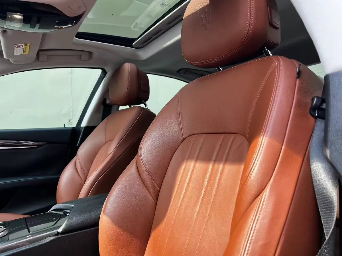 2018 Maserati Ghibli 3.0T 350HP V6 8AT,autocango,china used car exporter,china ev exporter,chinese used car exporter,chinese used ev exporter