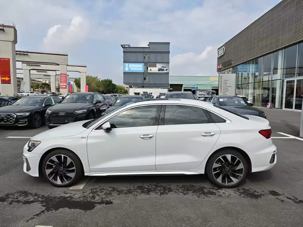 2022 Audi A3 1.4T 150HP L4 7DCT,autocango,china used car exporter,china ev exporter,chinese used car exporter,chinese used ev exporter