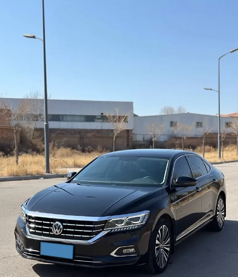 2019 Volvo V40 1.5T 152HP L4 6AT,autocango,china used car exporter,china ev exporter,chinese used car exporter,chinese used ev exporter