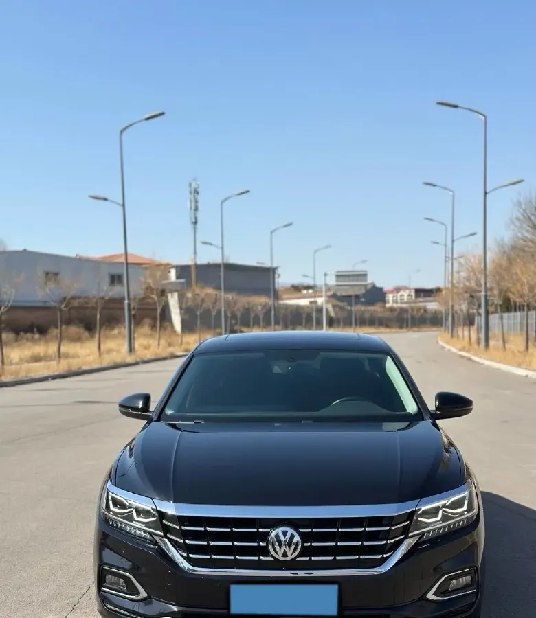 2019 Volvo V40 1.5T 152HP L4 6AT,autocango,china used car exporter,china ev exporter,chinese used car exporter,chinese used ev exporter