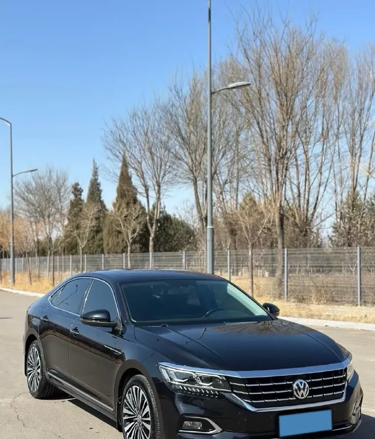 2019 Volvo V40 1.5T 152HP L4 6AT,autocango,china used car exporter,china ev exporter,chinese used car exporter,chinese used ev exporter