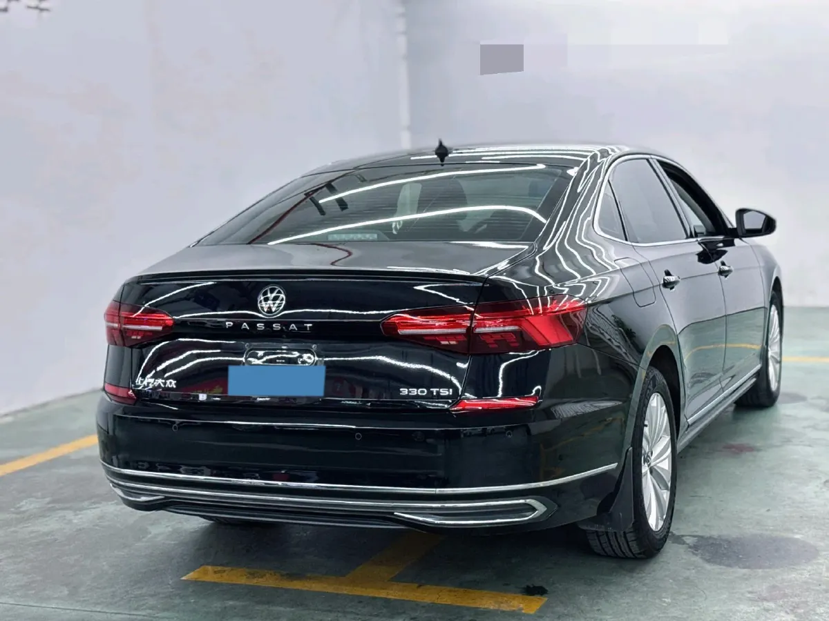 2021 Volkswagen Passat 2.0T 186HP L4 7DCT,autocango,china used car exporter,china ev exporter,chinese used car exporter,chinese used ev exporter
