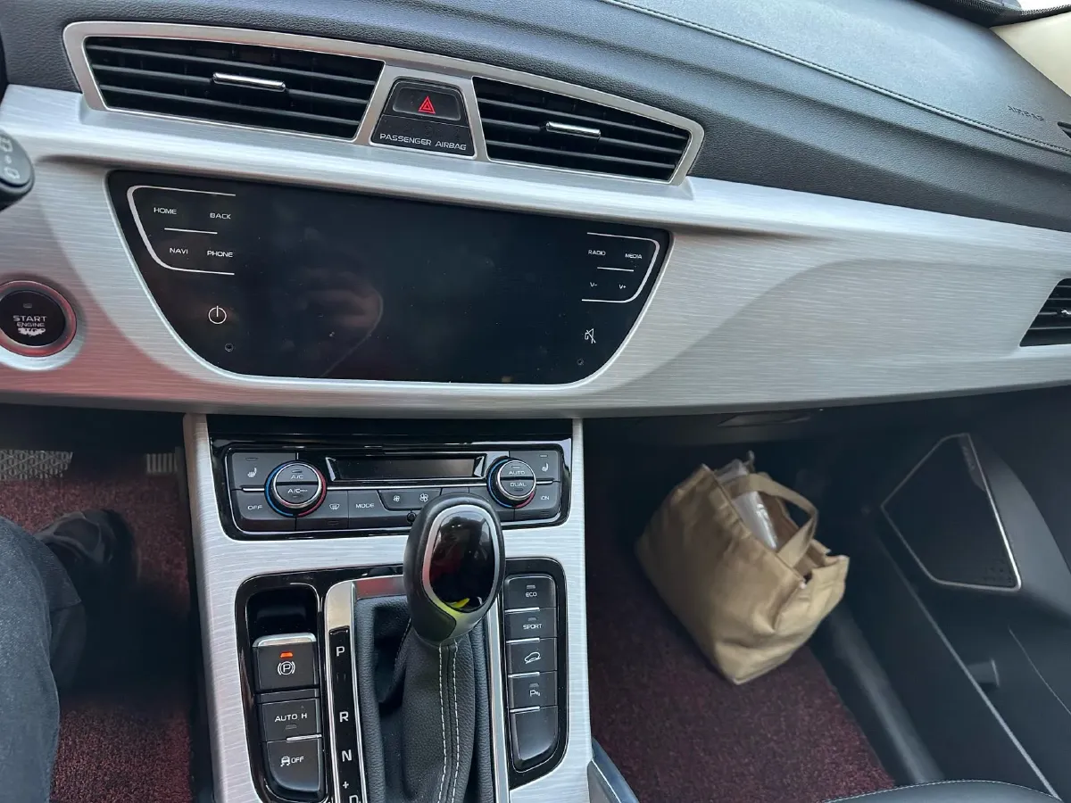 2018 Geely Azkarra 1.8T 184HP L4 6AT,autocango,china used car exporter,china ev exporter,chinese used car exporter,chinese used ev exporter