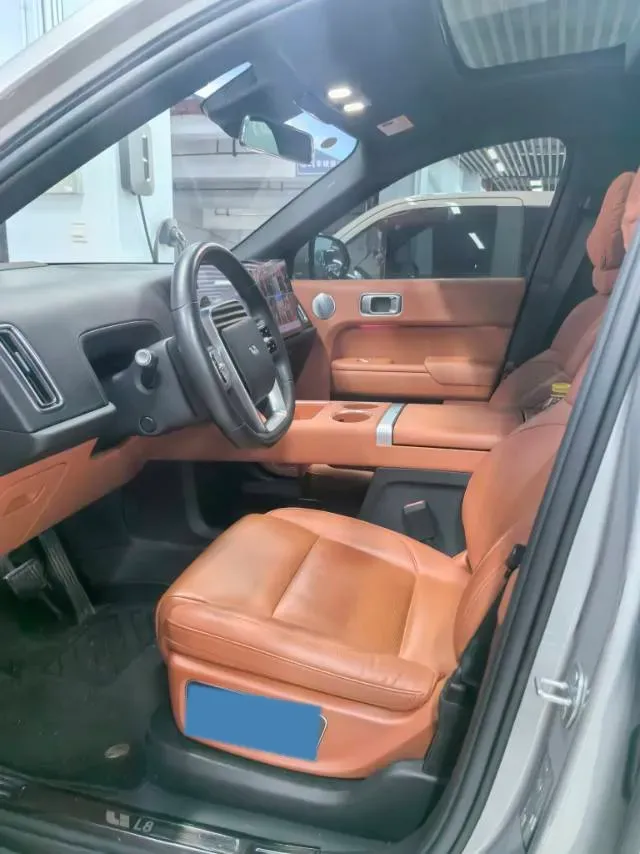 2023 Li L8 Range Extended 154HP REEV 40.9KWH,autocango,china used car exporter,china ev exporter,chinese used car exporter,chinese used ev exporter