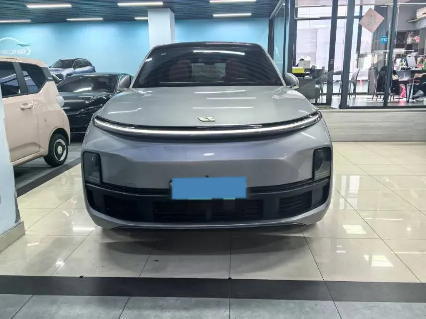 2023 Li L8 Range Extended 154HP REEV 40.9KWH,autocango,china used car exporter,china ev exporter,chinese used car exporter,chinese used ev exporter