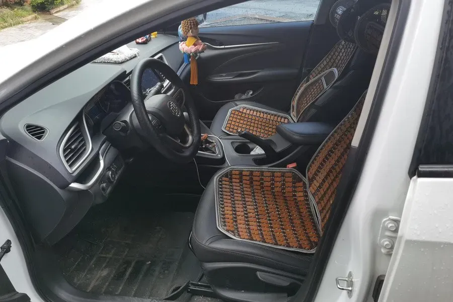 2021 Buick Excelle 1.5L 113HP L4 6AT,autocango,china used car exporter,china ev exporter,chinese used car exporter,chinese used ev exporter