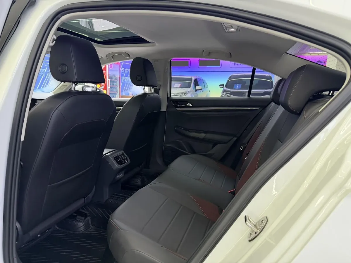 2021 Volkswagen Bora 1.5L 113HP L4 6AT,autocango,china used car exporter,china ev exporter,chinese used car exporter,chinese used ev exporter