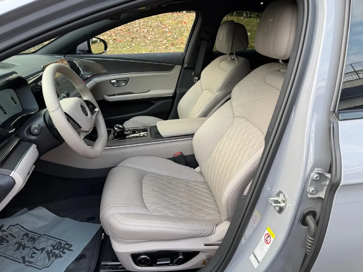 2025 BYD Han 1.5T 156HP L4 E-CVT PHEV,autocango,china used car exporter,china ev exporter,chinese used car exporter,chinese used ev exporter