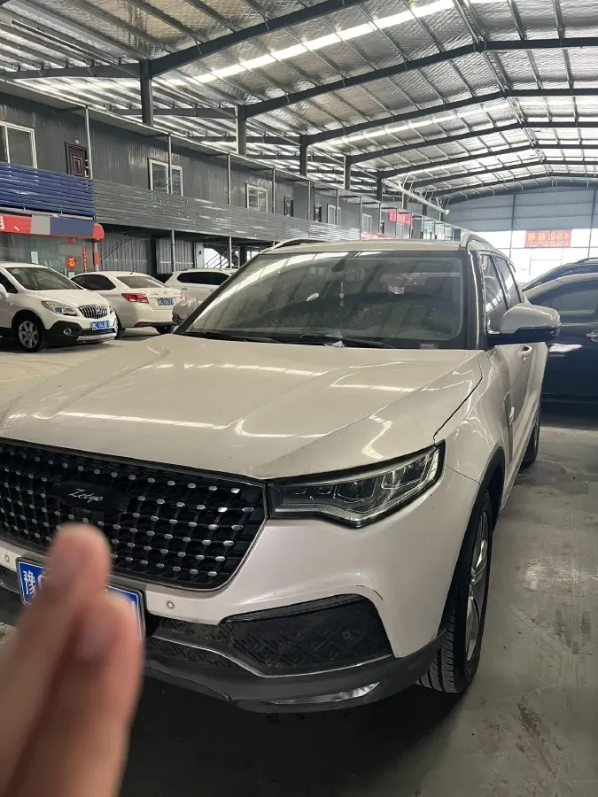 2017 Zotye T700 1.8T 177HP L4 6DCT,autocango,china used car exporter,china ev exporter,chinese used car exporter,chinese used ev exporter