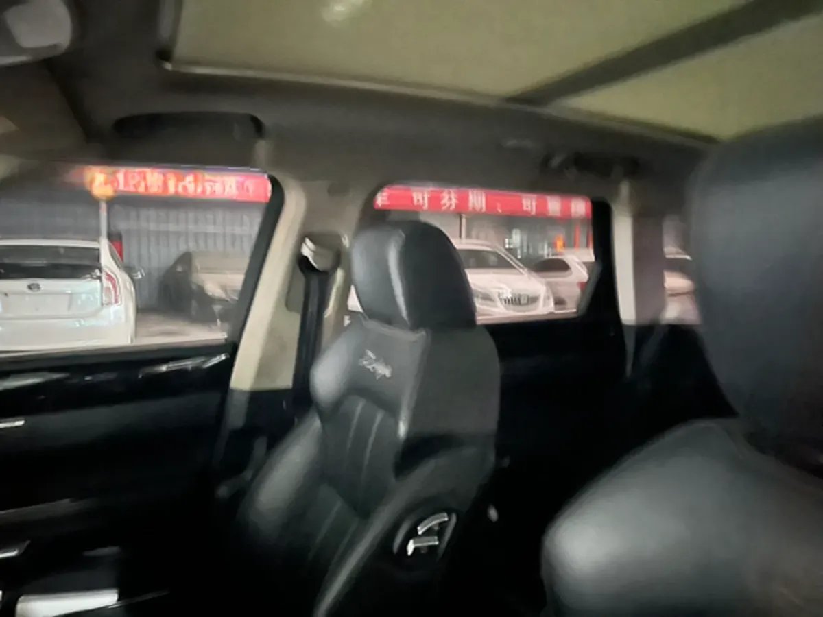 2017 Zotye T700 1.8T 177HP L4 6DCT,autocango,china used car exporter,china ev exporter,chinese used car exporter,chinese used ev exporter