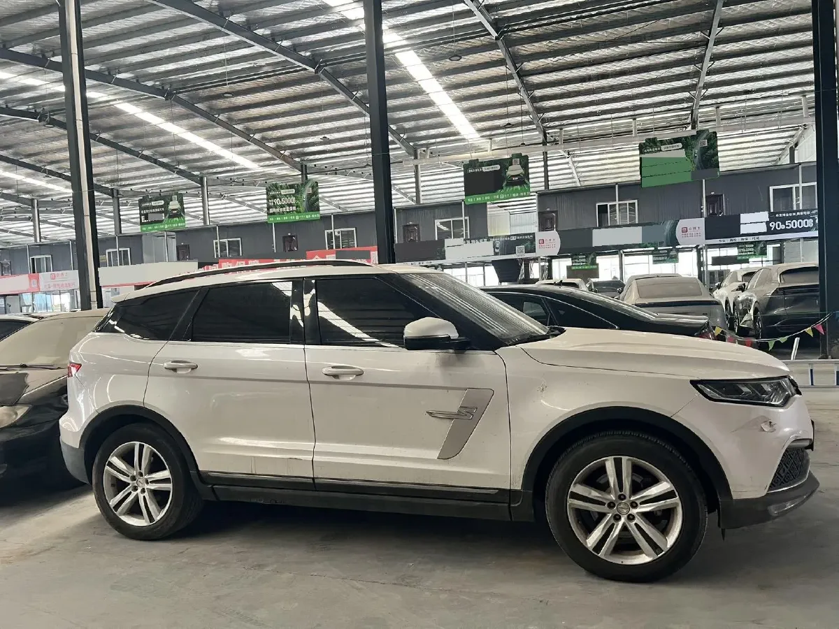 2017 Zotye T700 1.8T 177HP L4 6DCT,autocango,china used car exporter,china ev exporter,chinese used car exporter,chinese used ev exporter