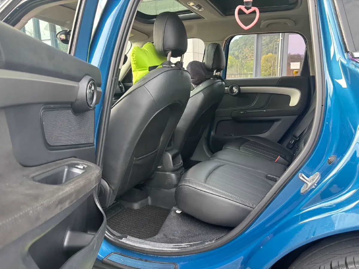 2020 MINI COUNTRYMAN 1.5T 136HP L3 8AT,autocango,china used car exporter,china ev exporter,chinese used car exporter,chinese used ev exporter