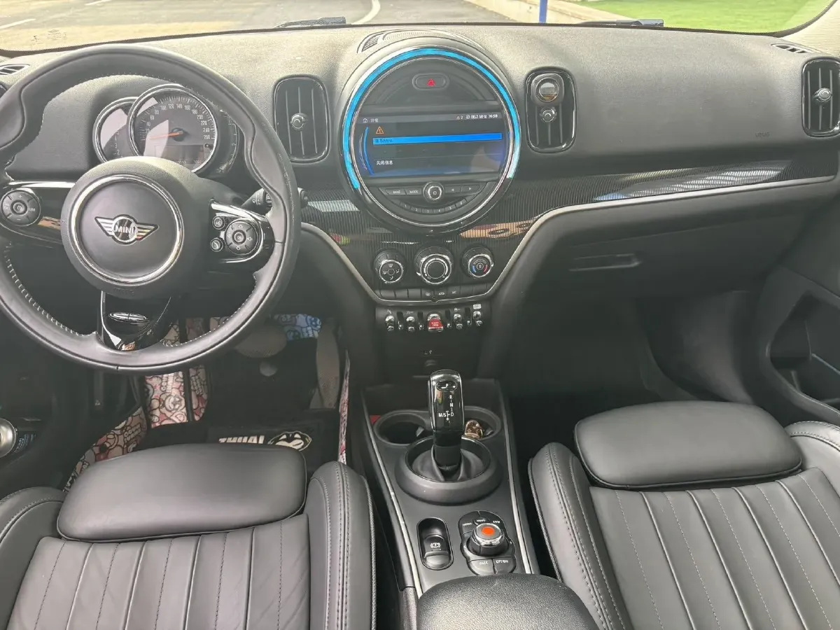 2020 MINI COUNTRYMAN 1.5T 136HP L3 8AT,autocango,china used car exporter,china ev exporter,chinese used car exporter,chinese used ev exporter