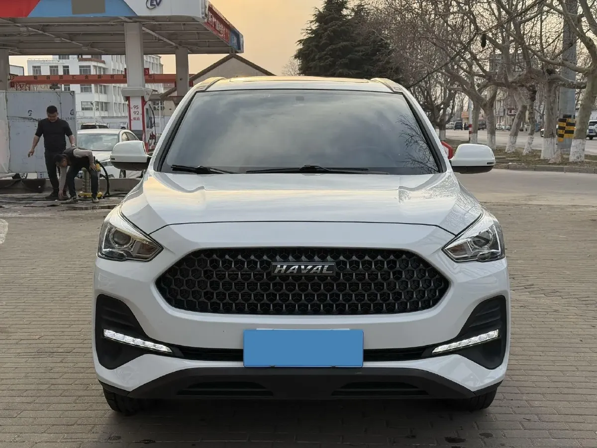 2019 Haval M6 1.5T 150HP L4 7DCT,autocango,china used car exporter,china ev exporter,chinese used car exporter,chinese used ev exporter