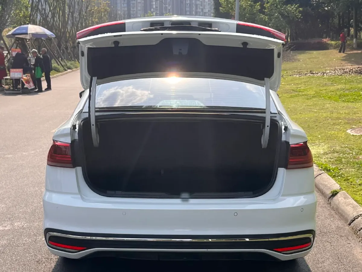 2024 Volkswagen Bora 1.2T 116HP L4 7DCT,autocango,china used car exporter,china ev exporter,chinese used car exporter,chinese used ev exporter