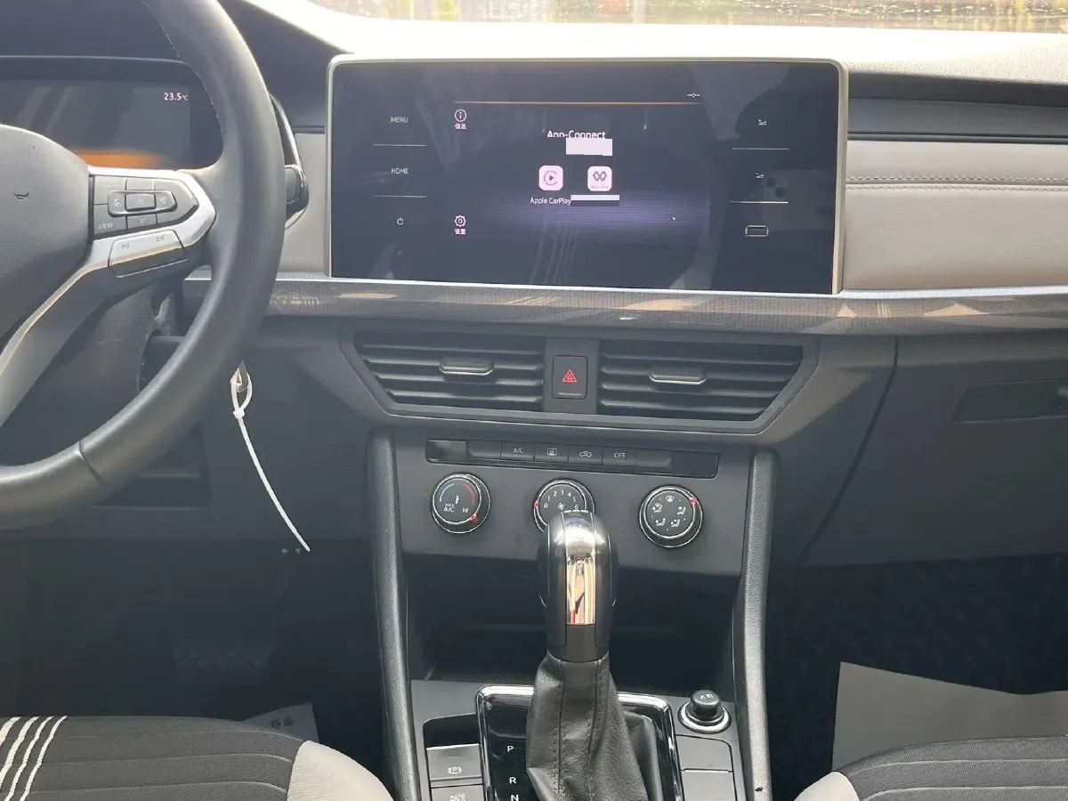 2024 Volkswagen Bora 1.2T 116HP L4 7DCT,autocango,china used car exporter,china ev exporter,chinese used car exporter,chinese used ev exporter