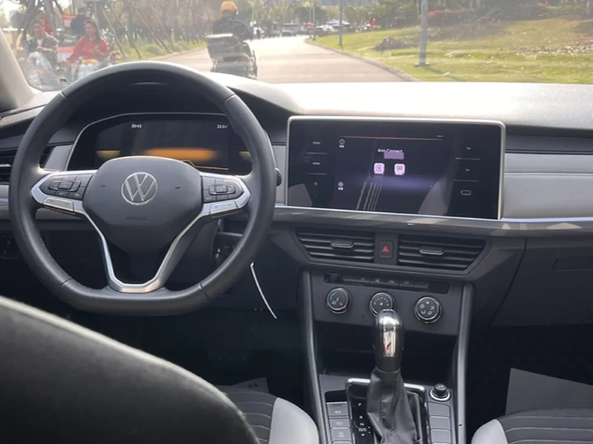 2024 Volkswagen Bora 1.2T 116HP L4 7DCT,autocango,china used car exporter,china ev exporter,chinese used car exporter,chinese used ev exporter