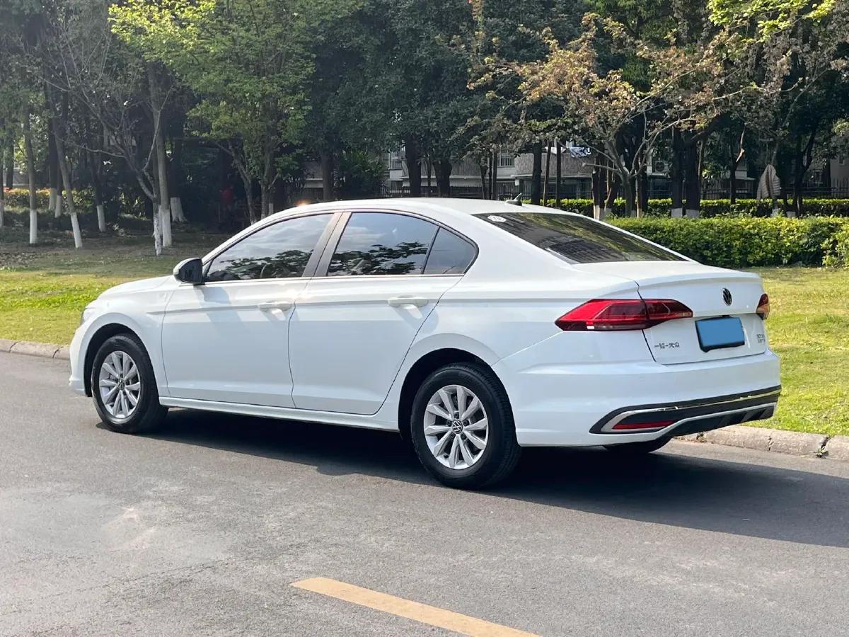 2024 Volkswagen Bora 1.2T 116HP L4 7DCT,autocango,china used car exporter,china ev exporter,chinese used car exporter,chinese used ev exporter