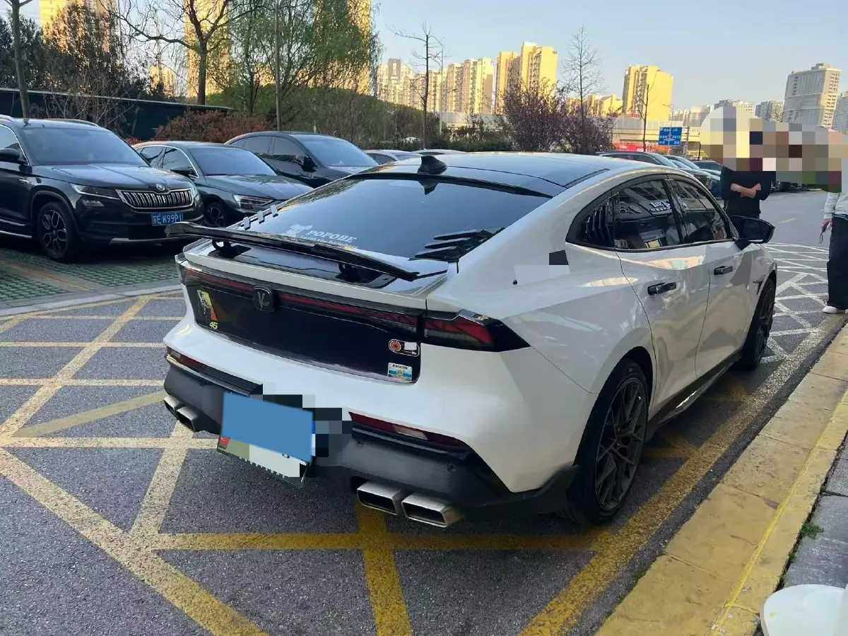 2024 ChangAn UNI-V 1.5T 188HP L4 7DCT,autocango,china used car exporter,china ev exporter,chinese used car exporter,chinese used ev exporter