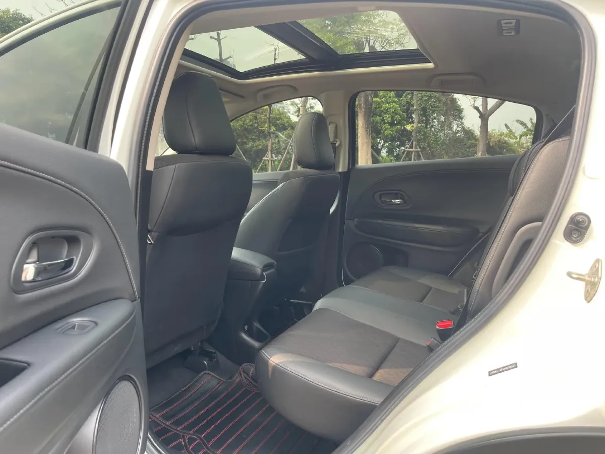 2020 Honda Vezel 1.5T 177HP L4 CVT,autocango,china used car exporter,china ev exporter,chinese used car exporter,chinese used ev exporter