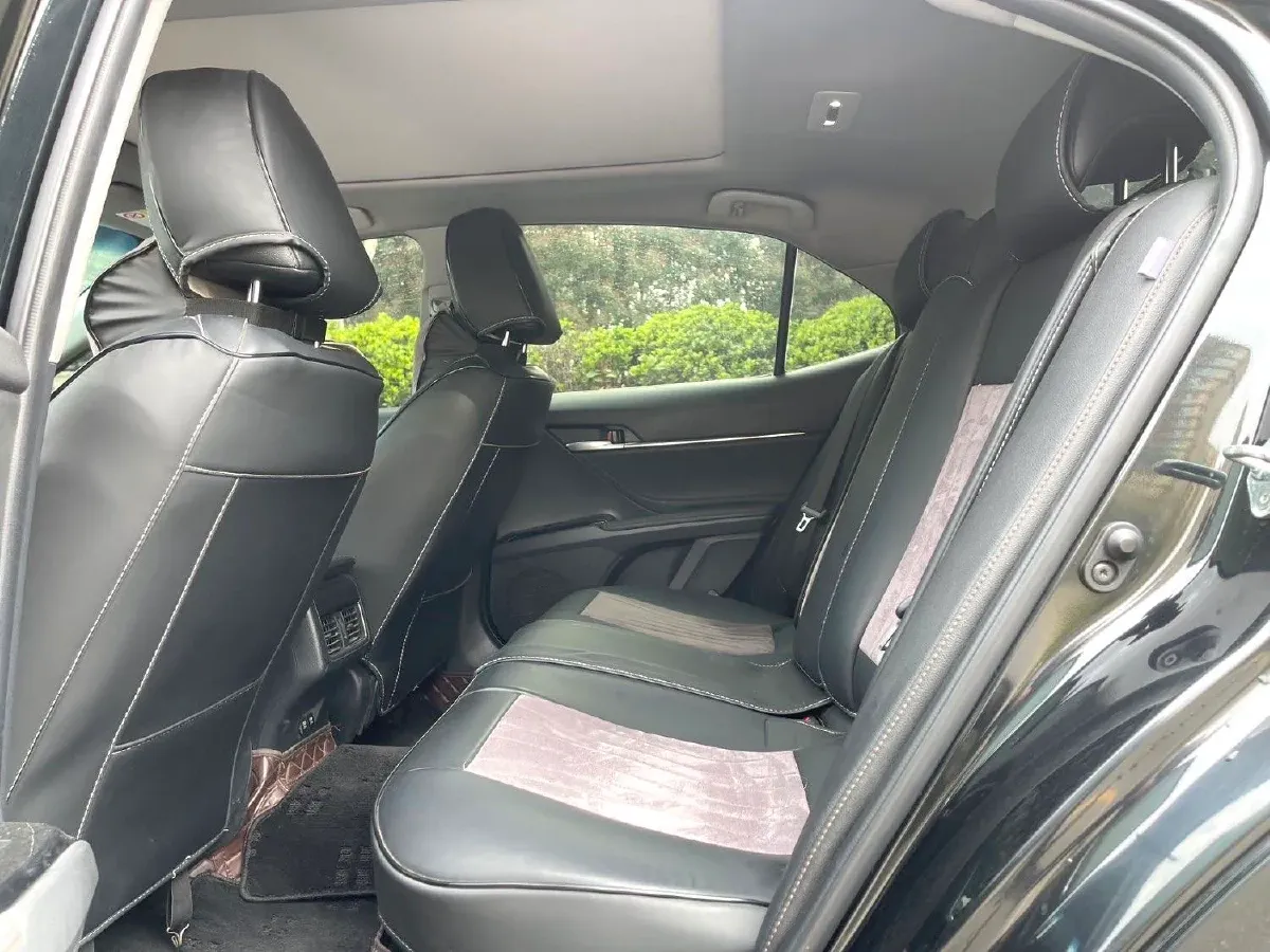 2021 Toyota Camry 2.5L 209HP L4 8AT,autocango,china used car exporter,china ev exporter,chinese used car exporter,chinese used ev exporter