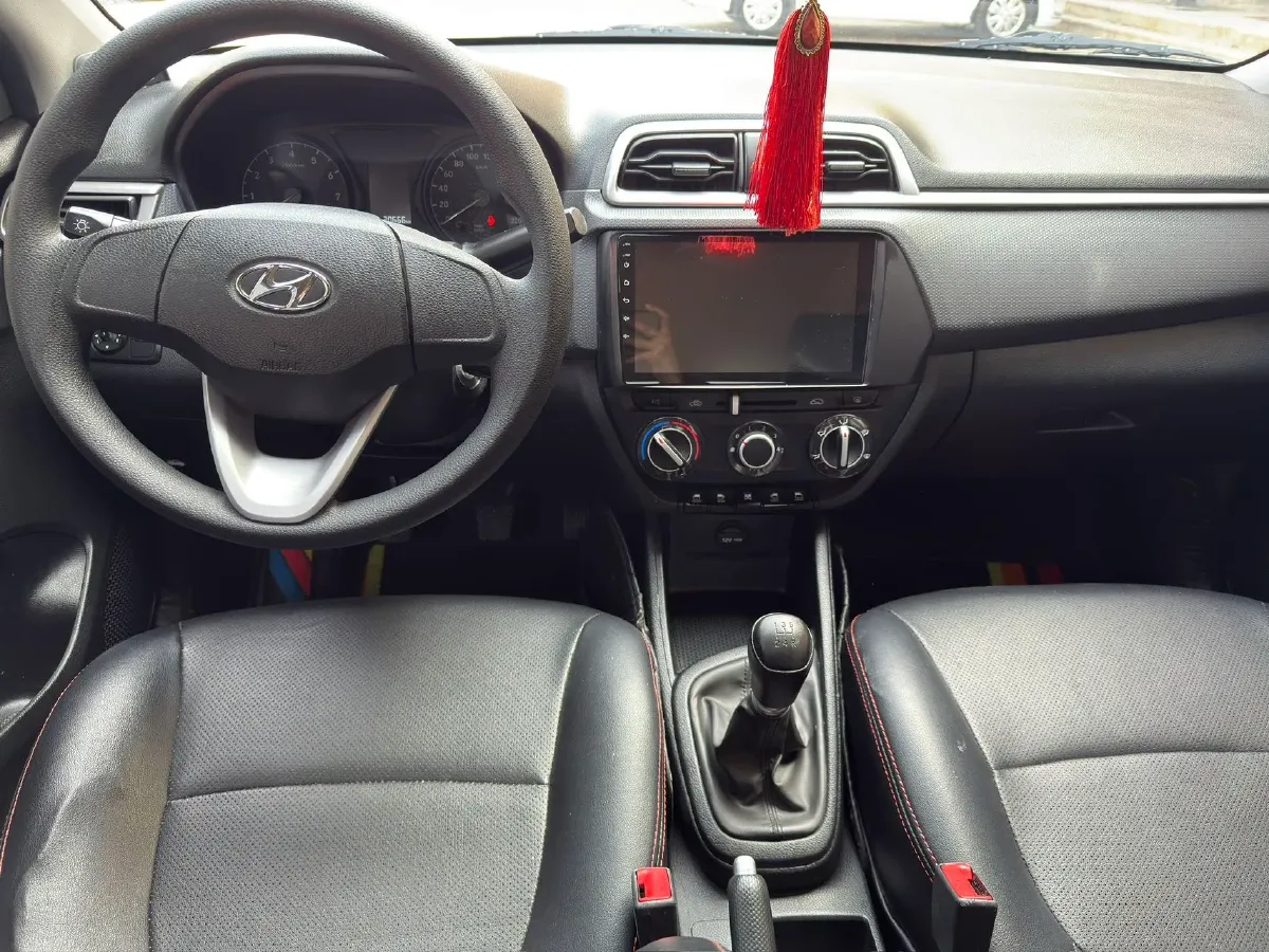 2017 Hyundai Reina 1.4L 95HP L4 5MT,autocango,china used car exporter,china ev exporter,chinese used car exporter,chinese used ev exporter