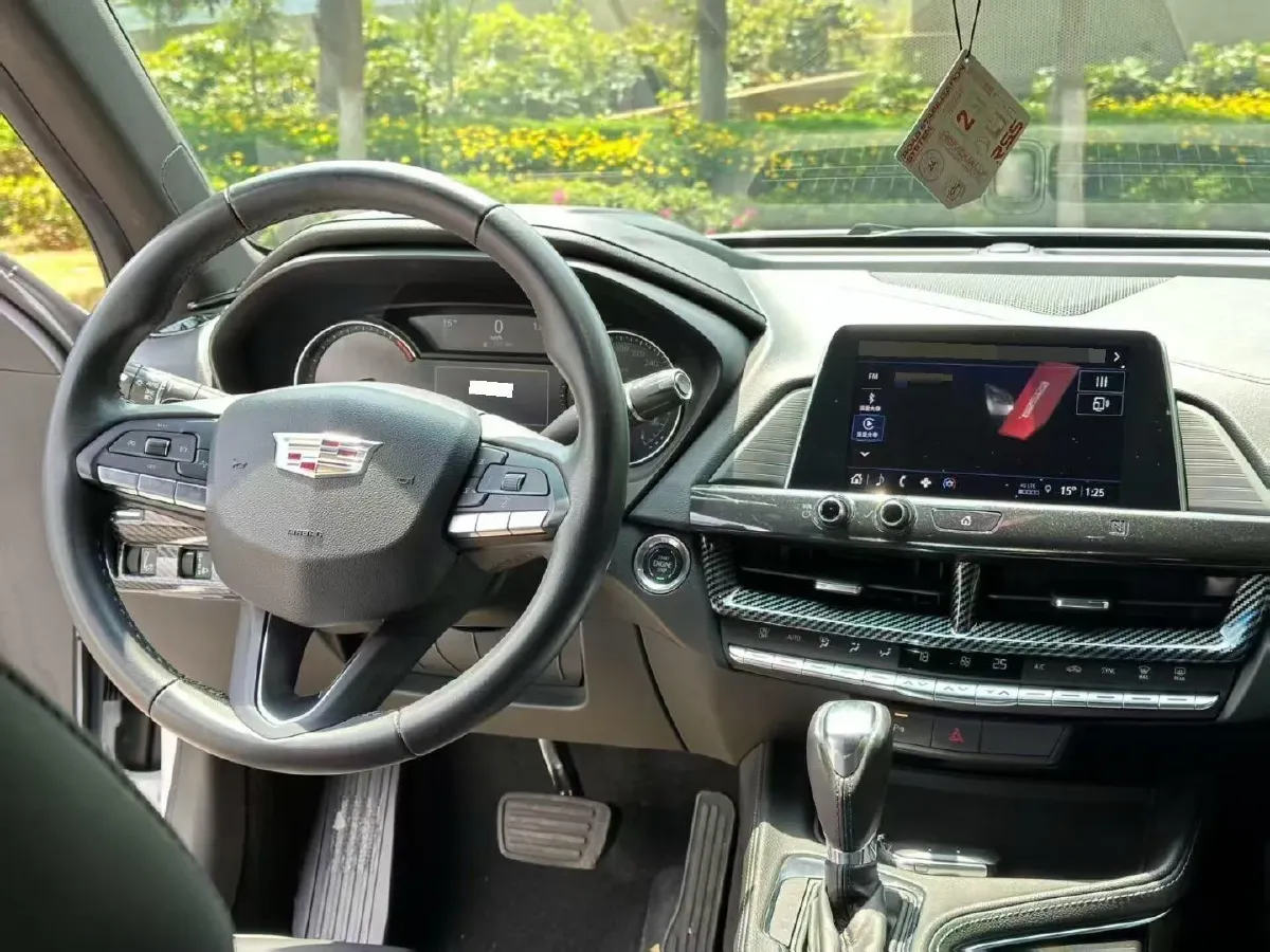 2021 Cadillac CT4 2.0T 237HP L4 8AT,autocango,china used car exporter,china ev exporter,chinese used car exporter,chinese used ev exporter