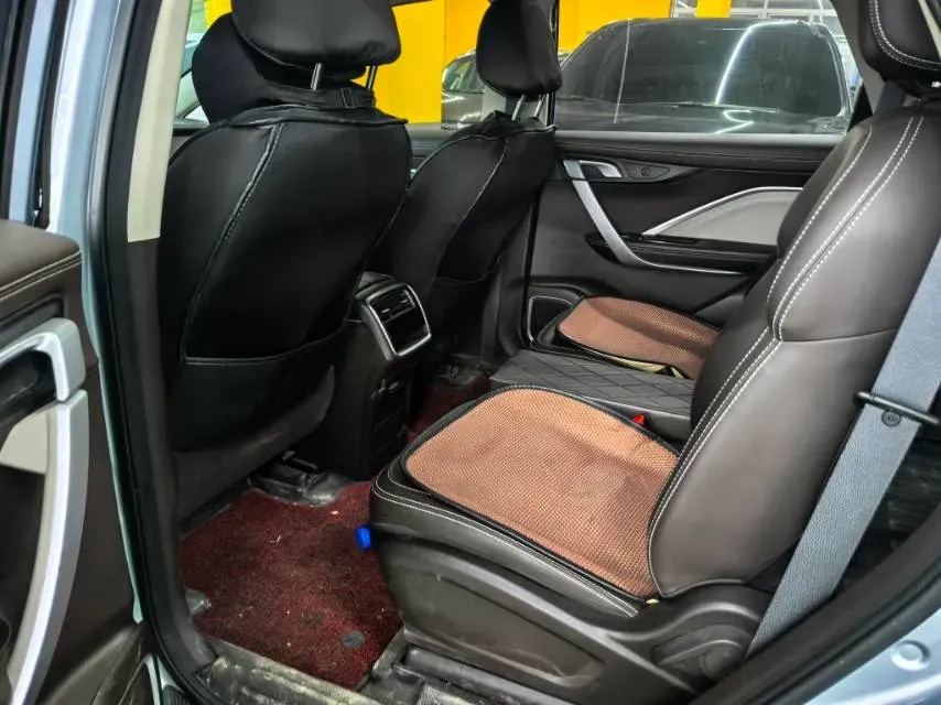 2021 Geely JiaJi 1.8T 184HP L4 7DCT,autocango,china used car exporter,china ev exporter,chinese used car exporter,chinese used ev exporter