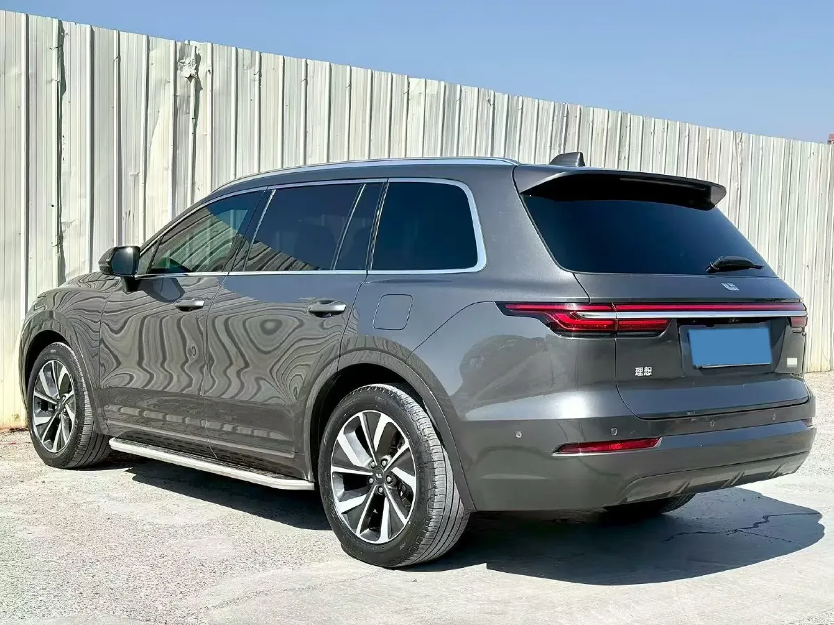 2021 Li ONE Range Extended 131HP REEV 40.5KWH,autocango,china used car exporter,china ev exporter,chinese used car exporter,chinese used ev exporter