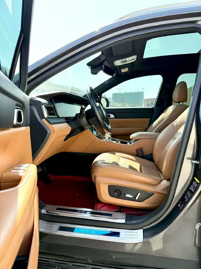 2021 Li ONE Range Extended 131HP REEV 40.5KWH,autocango,china used car exporter,china ev exporter,chinese used car exporter,chinese used ev exporter