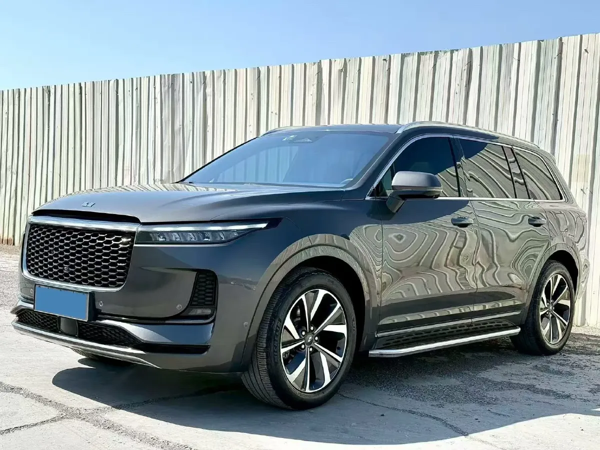 2021 Li ONE Range Extended 131HP REEV 40.5KWH,autocango,china used car exporter,china ev exporter,chinese used car exporter,chinese used ev exporter