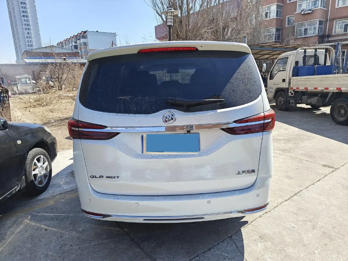 2022 Buick GL8 2.0T 237HP L4 9AT,autocango,china used car exporter,china ev exporter,chinese used car exporter,chinese used ev exporter