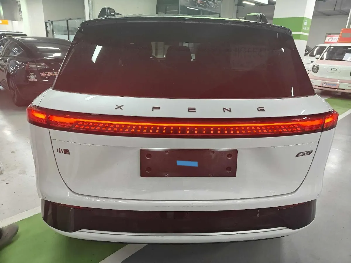 2025 Xpeng G9 BEV 79KWH,autocango,china used car exporter,china ev exporter,chinese used car exporter,chinese used ev exporter