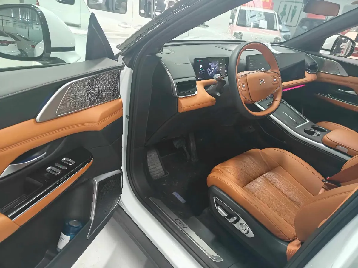 2025 Xpeng G9 BEV 79KWH,autocango,china used car exporter,china ev exporter,chinese used car exporter,chinese used ev exporter