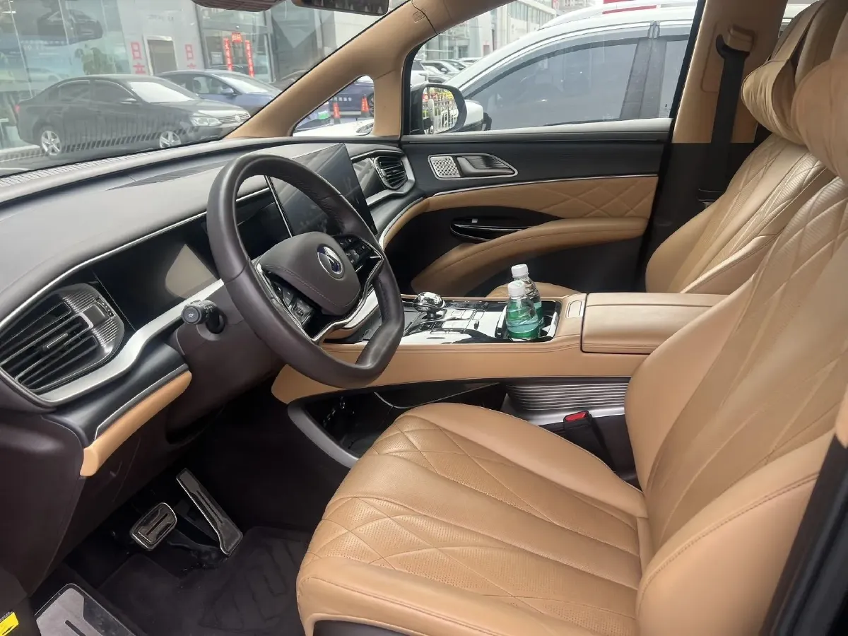 2025 Denza D9 1.5T 156HP L4 E-CVT PHEV 40KWH,autocango,china used car exporter,china ev exporter,chinese used car exporter,chinese used ev exporter
