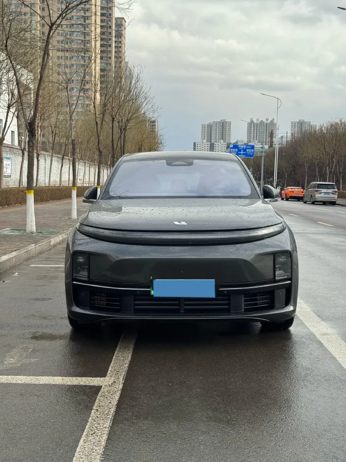2023 Li L7 Range Extended 154HP REEV 40.9KWH,autocango,china used car exporter,china ev exporter,chinese used car exporter,chinese used ev exporter
