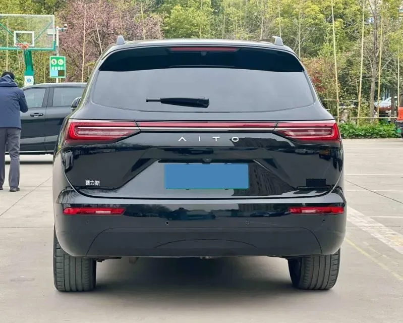 2024 AITO AITO M7 1.5T 152HP L4 REEV 42KWH,autocango,china used car exporter,china ev exporter,chinese used car exporter,chinese used ev exporter