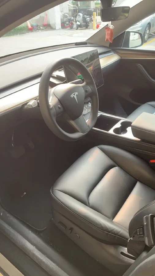 2022 Tesla Model Y BEV 60KWH,autocango,china used car exporter,china ev exporter,chinese used car exporter,chinese used ev exporter