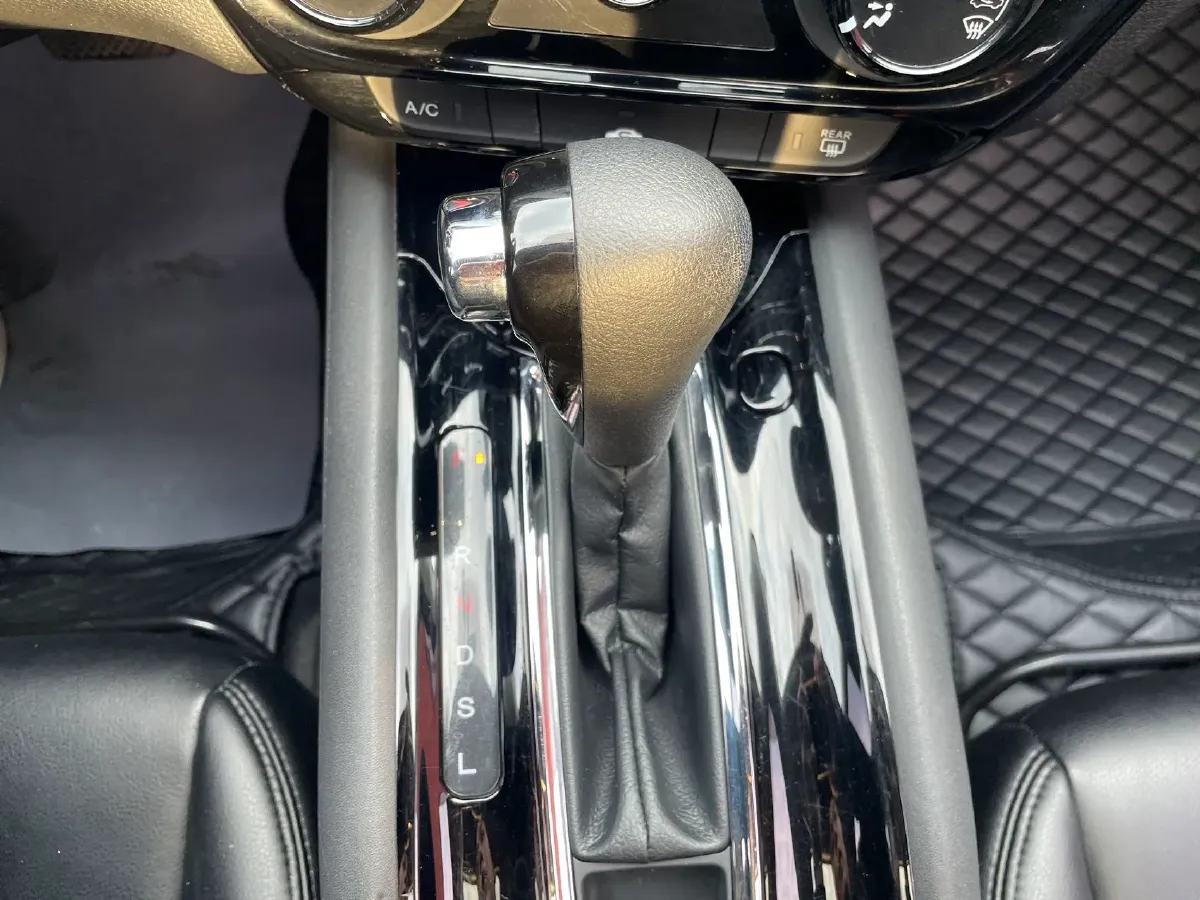 2020 Honda Vezel 1.5L 131HP L4 CVT,autocango,china used car exporter,china ev exporter,chinese used car exporter,chinese used ev exporter