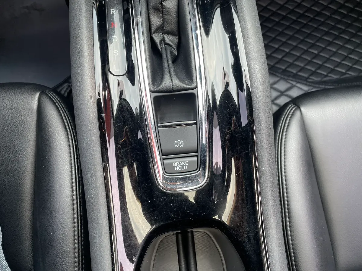 2020 Honda Vezel 1.5L 131HP L4 CVT,autocango,china used car exporter,china ev exporter,chinese used car exporter,chinese used ev exporter