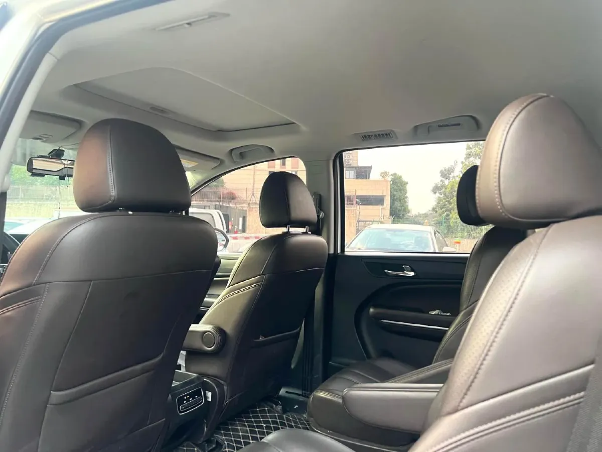 2021 GAC Trumpchi M6 1.5T 169HP L4 7DCT,autocango,china used car exporter,china ev exporter,chinese used car exporter,chinese used ev exporter