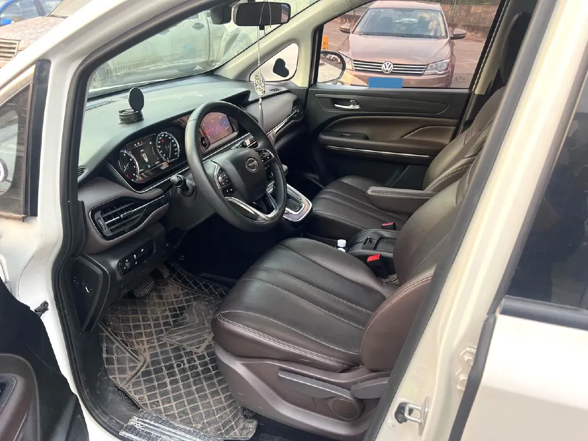 2021 GAC Trumpchi M6 1.5T 169HP L4 7DCT,autocango,china used car exporter,china ev exporter,chinese used car exporter,chinese used ev exporter