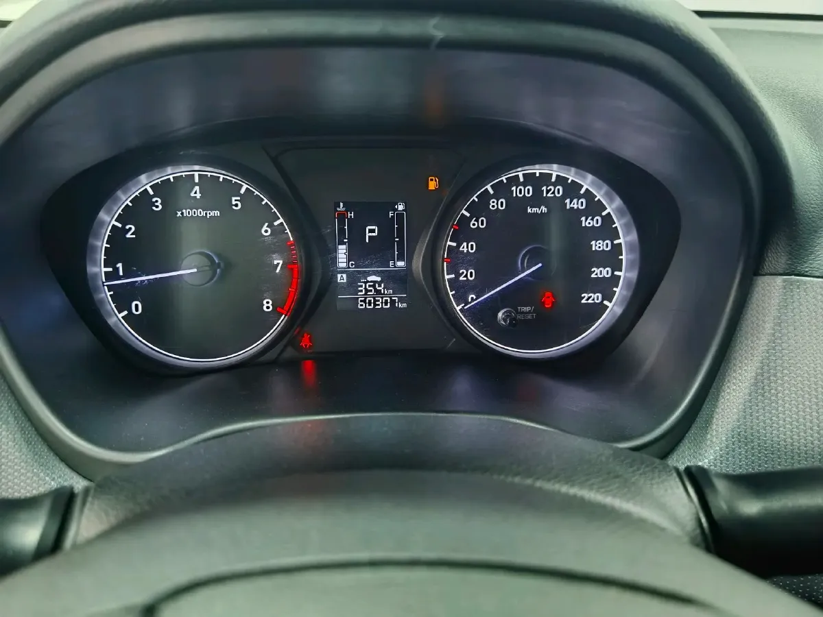 2017 Hyundai Reina 1.4L 95HP L4 4AT,autocango,china used car exporter,china ev exporter,chinese used car exporter,chinese used ev exporter