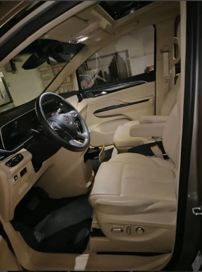 2023 Buick GL8 2.0T 237HP L4 9AT,autocango,china used car exporter,china ev exporter,chinese used car exporter,chinese used ev exporter