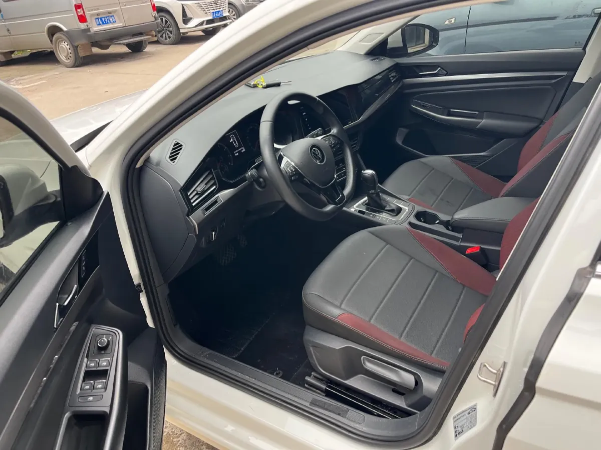 2021 Volkswagen Bora 1.5L 113HP L4 6AT,autocango,china used car exporter,china ev exporter,chinese used car exporter,chinese used ev exporter