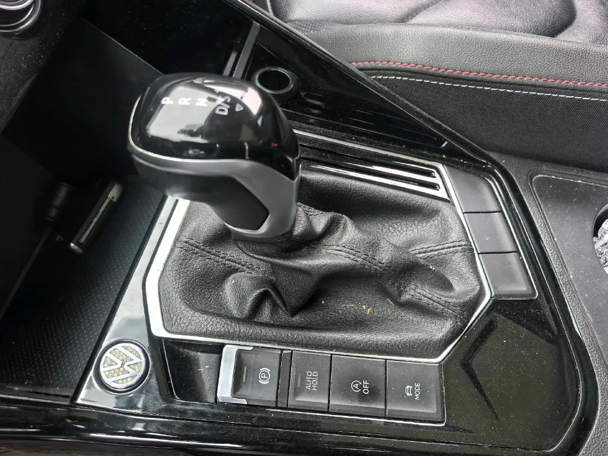 2020 Volkswagen Tayron 2.0T 186HP L4 7DCT,autocango,china used car exporter,china ev exporter,chinese used car exporter,chinese used ev exporter