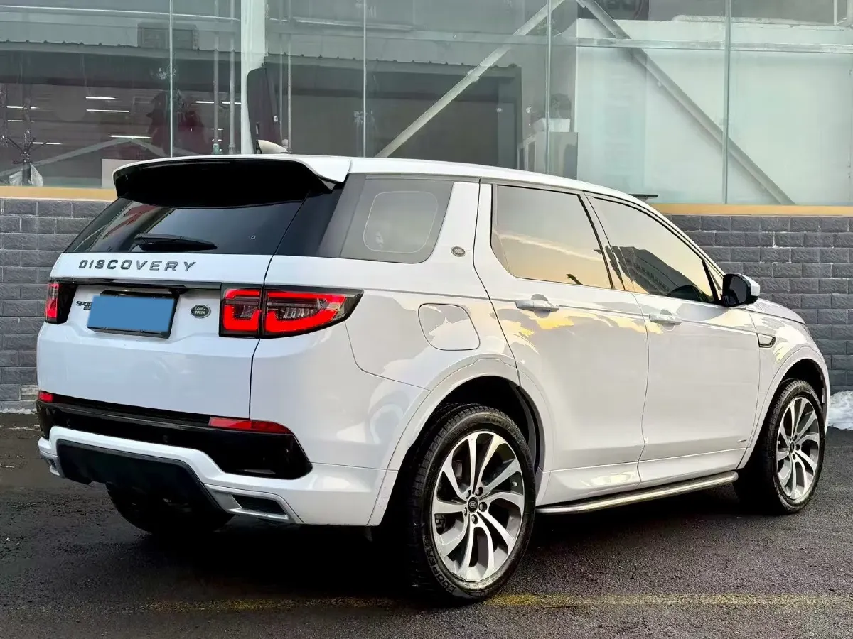 2020 Land Rover Discovery Sport 2.0T 249HP L4 9AT,autocango,china used car exporter,china ev exporter,chinese used car exporter,chinese used ev exporter