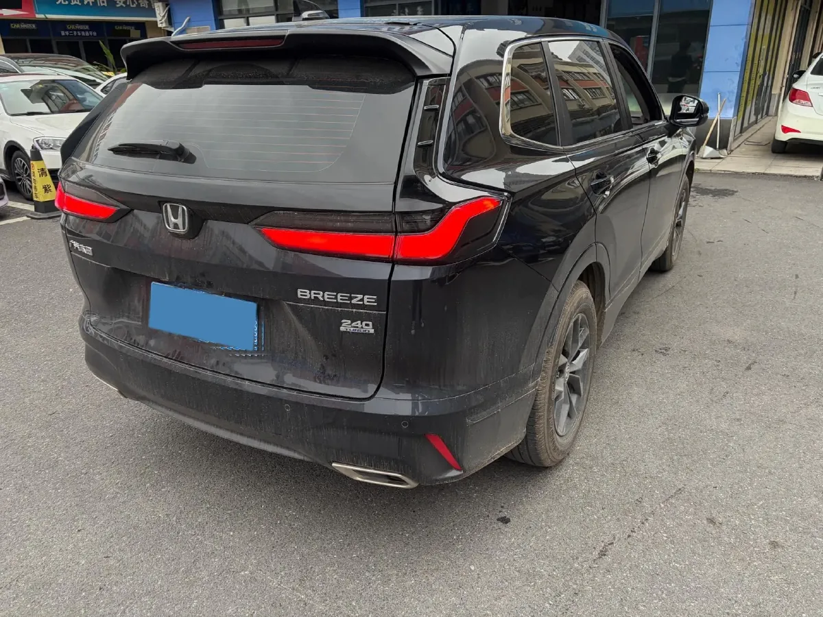 2025 Honda Breeze 1.5T 193HP L4 CVT,autocango,china used car exporter,china ev exporter,chinese used car exporter,chinese used ev exporter